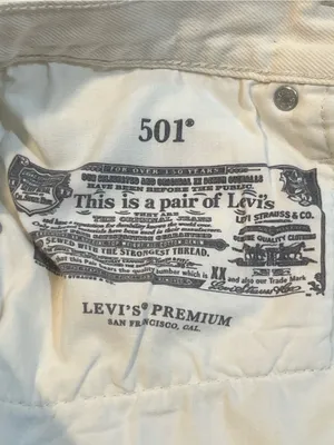 Levi's White Denim High-Rise Shorts thumbnail 5