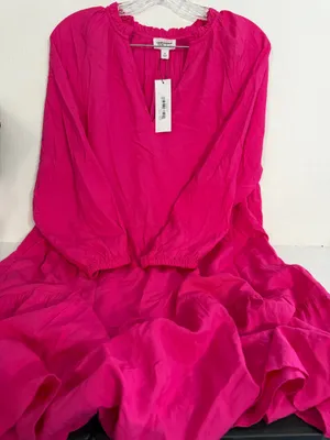 Caralynmirand The Drop Hot Pink Long Sleeve V-Neck Tiered Dress thumbnail 1