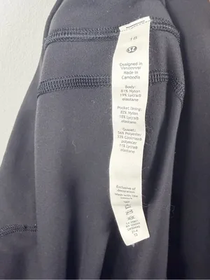 Lululemon Groove Nulu High-Rise Flared Pant Regular in black size 18 thumbnail 5