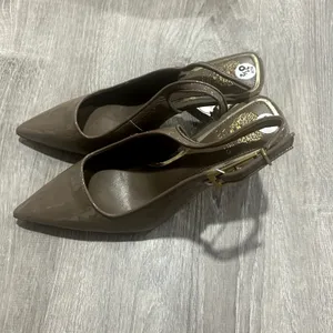 Vince Camuto Brendie Taupe Green Slingback Pump Size 8.5 NEW thumbnail 3