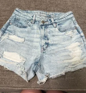 American Eagle Shorts Distressed thumbnail 1