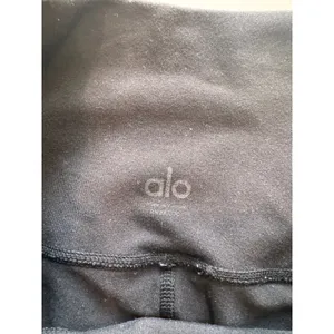 Alo Moto Leggings Women S Black Stretch Moto Ribbed Panels Athleisure Minimalist thumbnail 8