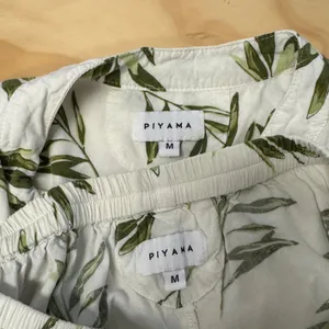 Piyama Maggie Pajama Set Olive Leaf Matching Set Medium White Green Loungewear thumbnail 10