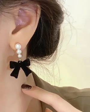 NEW Black coquette bow pearl earrings, velvet bow earrings, pearl dangle bow thumbnail 1