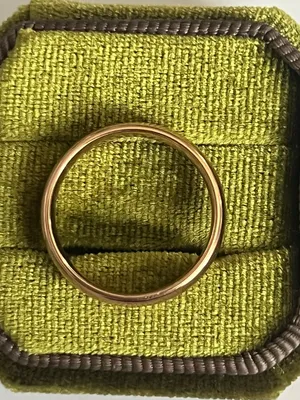 Classic/Sleek Titanium Steel Rose Golden Polished Finish 4mm Band Size 9 thumbnail 1