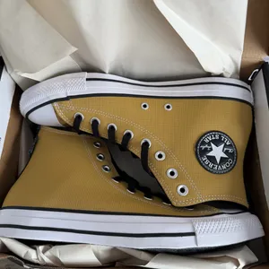 Converse NEW Unisex Chuck Taylor All Star Leather Hi Top Shoes Size 8 or 10 B144 thumbnail 11