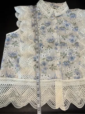 Ultra Pink Cream Eyelet Lace Floral Sleeveless Blouse with Blue Floral size L thumbnail 8