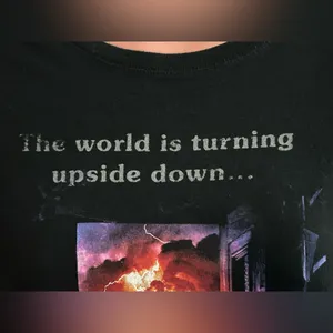 Netflix Stranger Things 2 Will Upside Down Graphic T-Shirt Women’s SZ LG thumbnail 6
