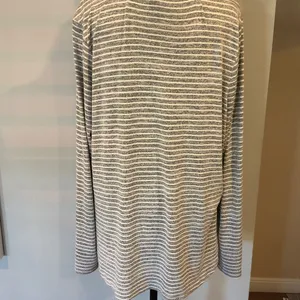 Banana Republic Gray & White Striped Long Sleeve Crewneck Top thumbnail 10