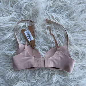 Skims Ultimate Push up Plunge Bra Mica Size 30B thumbnail 6