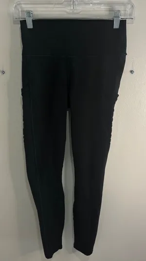 Fabletics PowerHold High Waisted Pocket Leggings Black Compression 7/8 Length S thumbnail 1