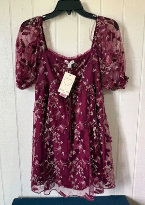Allison + Kelly Burgundy Butterfly Embroidered Mesh Puff Sleeve Mini Dress XS thumbnail 1