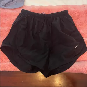 Black Nike Shorts Dri-Fit thumbnail 1