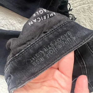 American eagle super high rise baggy straight jeans. thumbnail 4