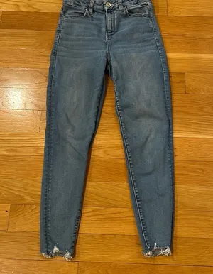 American Eagle outfitters distressed curvy hi-rise jegging size 4 short . thumbnail 1
