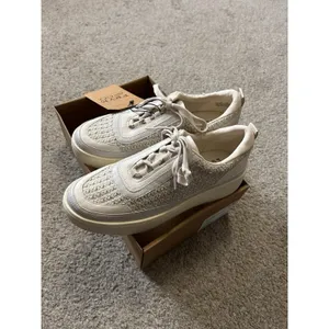 Frye and Co. Taylor Womens Sneakers Winter White‎ NWT Size 7.5 thumbnail 2