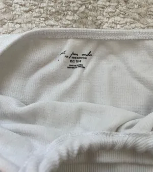 bralette thumbnail 3