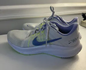 Nike Running Shoes thumbnail 1