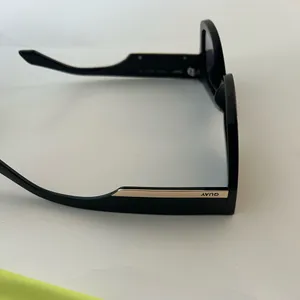 Quay Australia BY THE WAY SUNGLASSES - BLACK new thumbnail 4