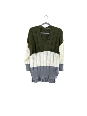 V-Neck Cable Knit Colorblock Sweater in Olive, Cream & Gray thumbnail 8