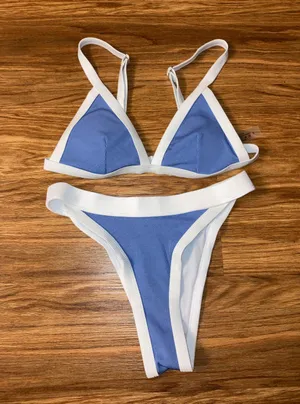 SheIn Triangle Bikini thumbnail 1