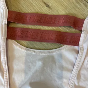nike tank thumbnail 5