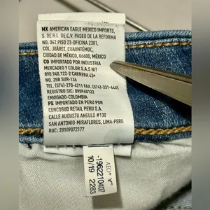 American Eagle Next Level Curvy High-Waisted Jeggings Jeans thumbnail 8