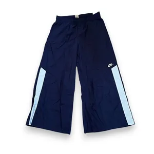 NWT NIKE Sportswear Wide Leg Woven Pants thumbnail 2