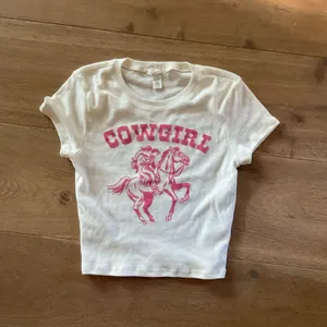 Tilly’s cowgirl baby tee thumbnail 1