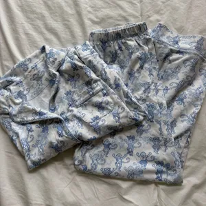 Roller Rabbit Pajamas thumbnail 1