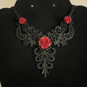 Elegant Black and Red Lace Necklace thumbnail 1