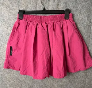 Missguided Woman Medium Bright Pink skater Skirt Elastic Waist and pockets thumbnail 1