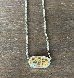 Kendra Scott Elisa Gold Necklace thumbnail 2