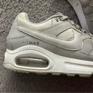 Nike Air Max 90 Women's Casual Sneakers thumbnail 4