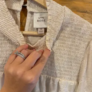 Knox Rose Mockneck Cream Long Sleeve size M thumbnail 4