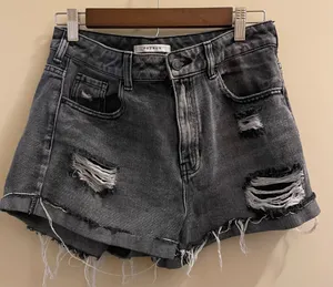 Pacsun Distressed Mom Shorts Raw Cut Hem Pockets Women’s Black Gray Sz 28 thumbnail 1