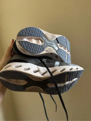 On Cloudeclipse Women's Size 9 High Cushion Durable Running Shoes Mens 7 thumbnail 5