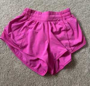 Lululemon Hotty Hot Low-Rise 2.5" Shorts thumbnail 1