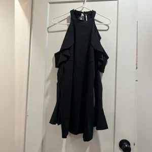 Free People black cold‎ shoulder dress Size M thumbnail 3