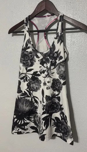 Lululemon Brisk Bloom Black White Cool Racerback Athletic Yoga Tank Top thumbnail 1