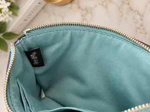 Coach F58032 Corner Zip Wristlet Seafoam Blue Crossgrain Leather thumbnail 7