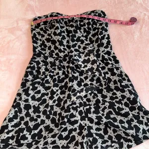 Express gray and black leopard print strapless romper size 0 ruffle detail thumbnail 8