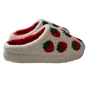 Kensie Sherpa Memory Foam Strawberry Print Slip On Slippers Women’s Size 8 thumbnail 4