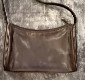 Elegant Brown Leather Shoulder Bag thumbnail 1