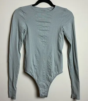 Free People High‎ Neck Textured Stretchy Active Bodysuit Size M/L thumbnail 1