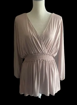 Bellino NWT--STUNNING TOP thumbnail 1