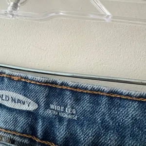 Old Navy Extra High‎ Rise Wide Leg Dark Wash Jeans thumbnail 4
