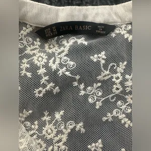Zara Elegant White Lace Women's Top, Size M thumbnail 2