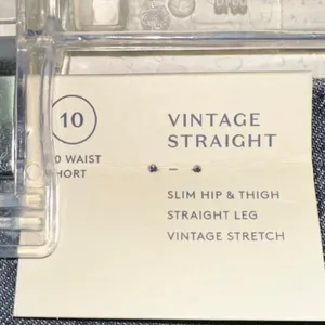 Universal Threads Vintage Straight Jeans Distressed Raw‎ Hem 10 Short thumbnail 3