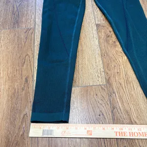 Aerie OFFLINE Seamless Waffle High Waisted‎ Leggings Dark Green Textures Size M thumbnail 4